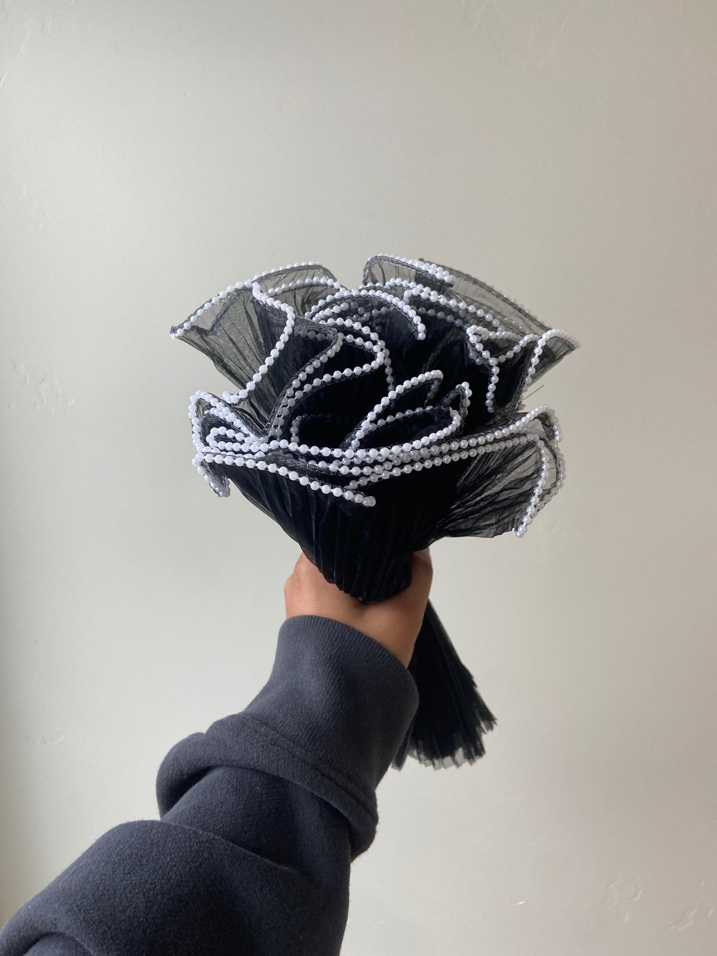 Black Wavy Pearl Mesh