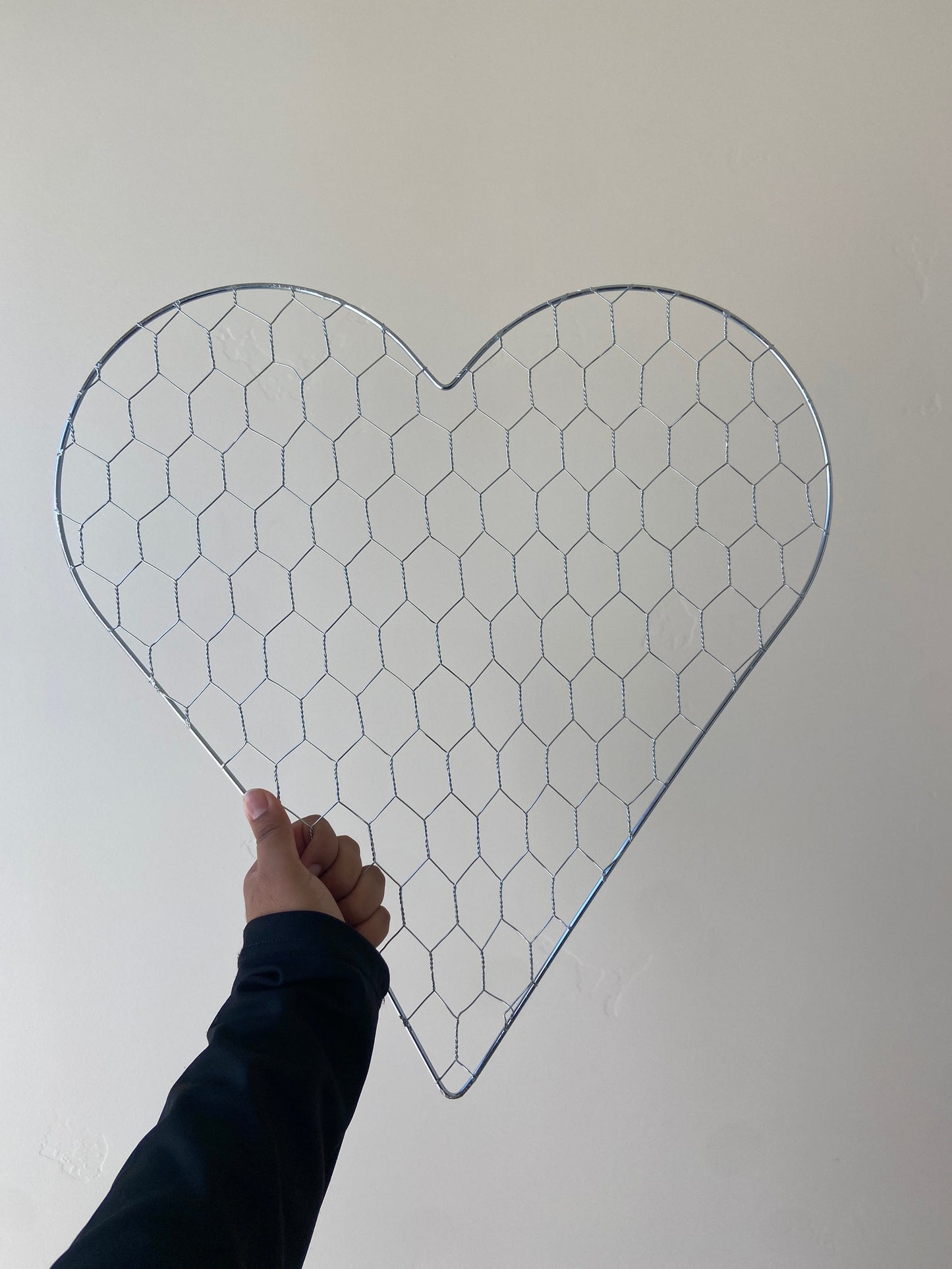 16 ' Heart Wreath Frame