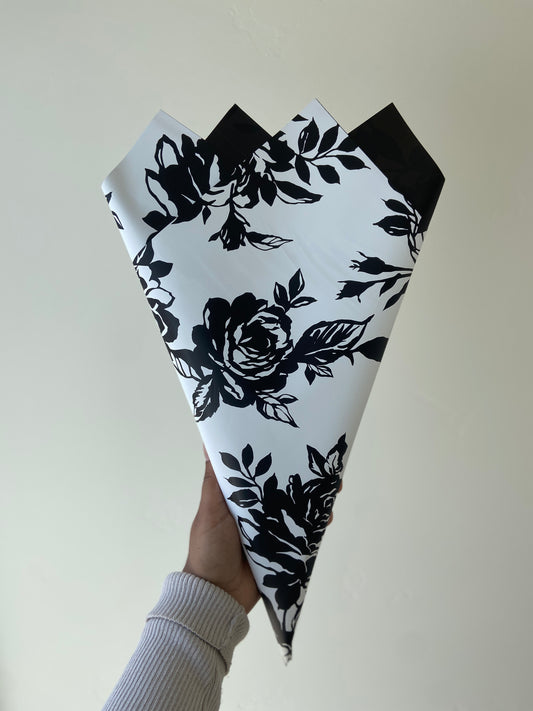 Floral Warp Desing Black